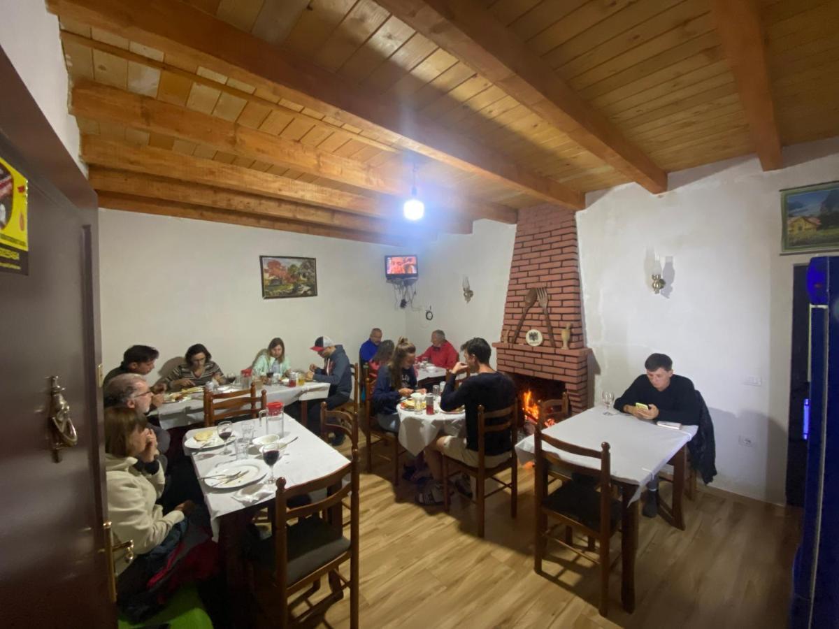 Guesthouse Freskia Theth Eksteriør billede