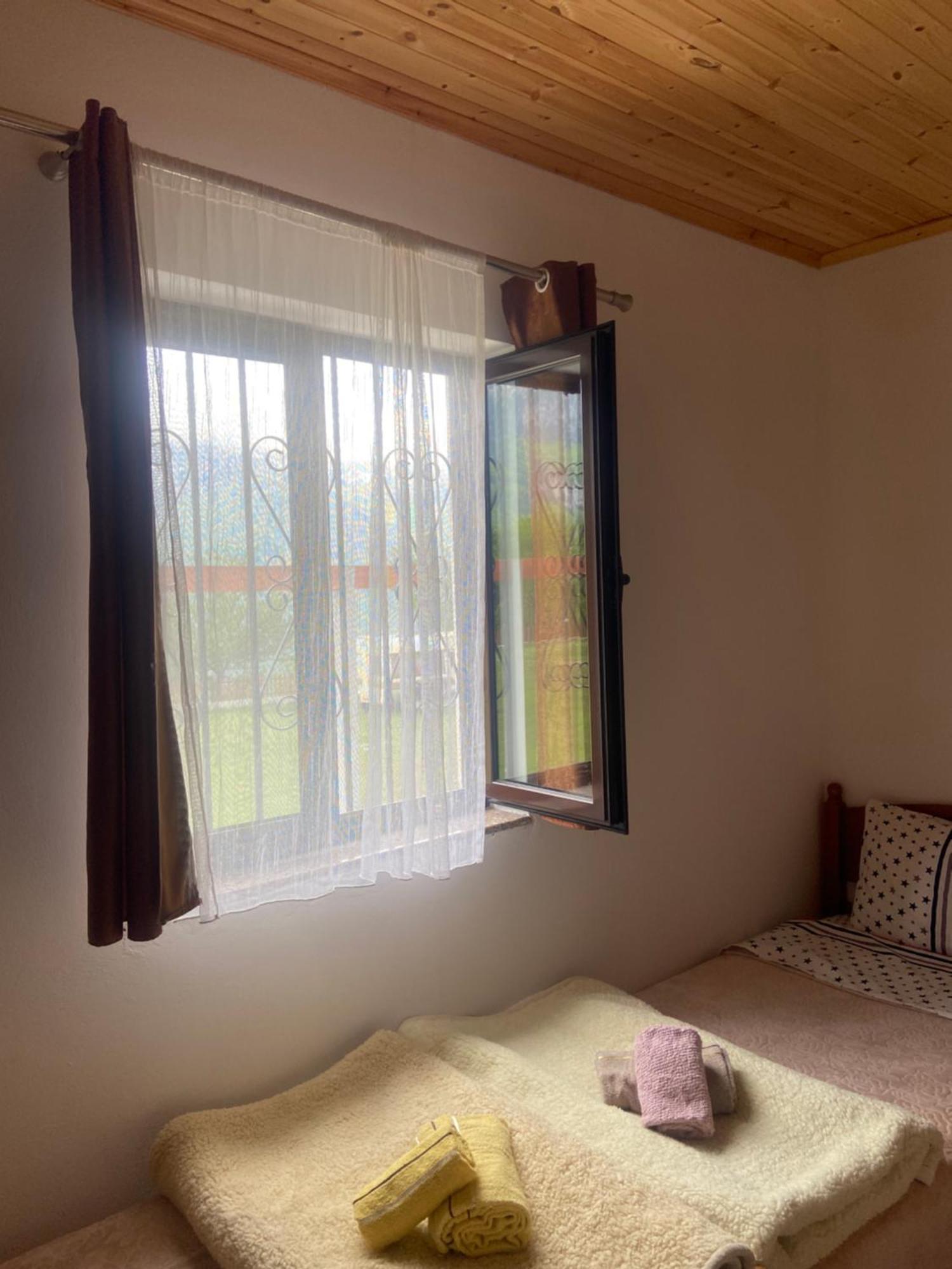 Guesthouse Freskia Theth Eksteriør billede