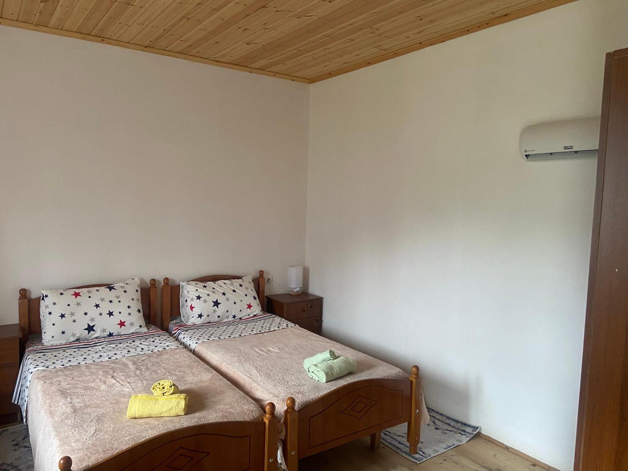Guesthouse Freskia Theth Eksteriør billede