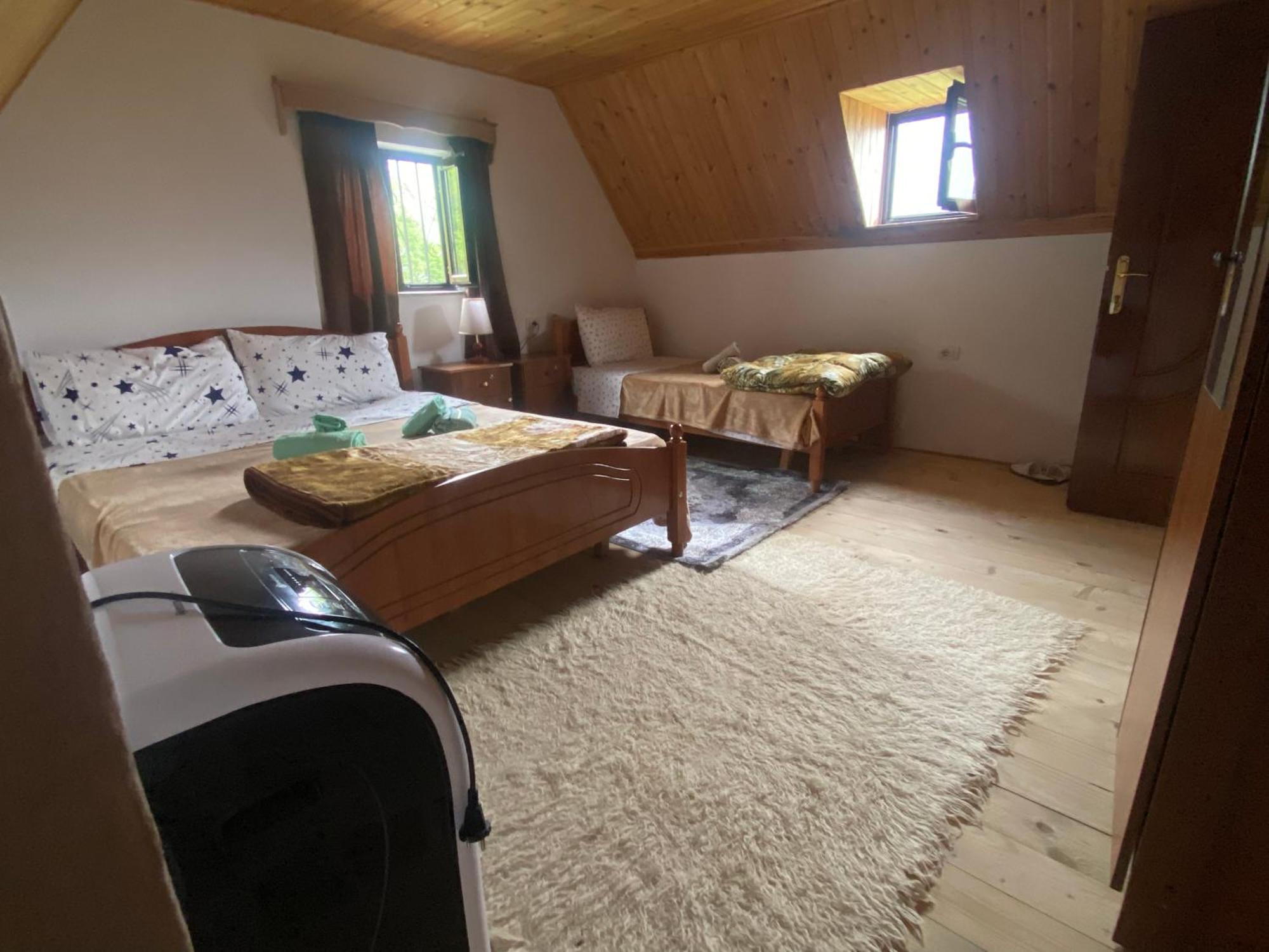 Guesthouse Freskia Theth Eksteriør billede